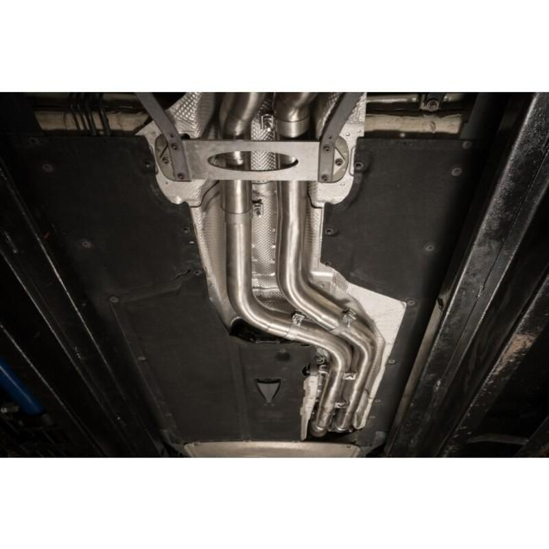 Cobra Sport Secondary De-Cat for BMW M4 F82