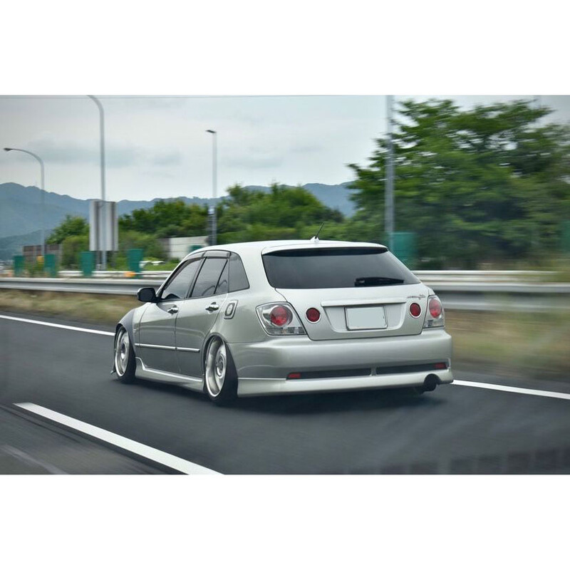 Neo Gita Bodykit for Lexus IS200 & IS300
