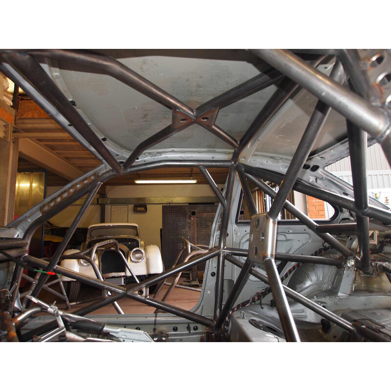 Custom Cages Multipoint Weld-In Roll Cage for BMW E46 2 Door, inc. M3 - FIA