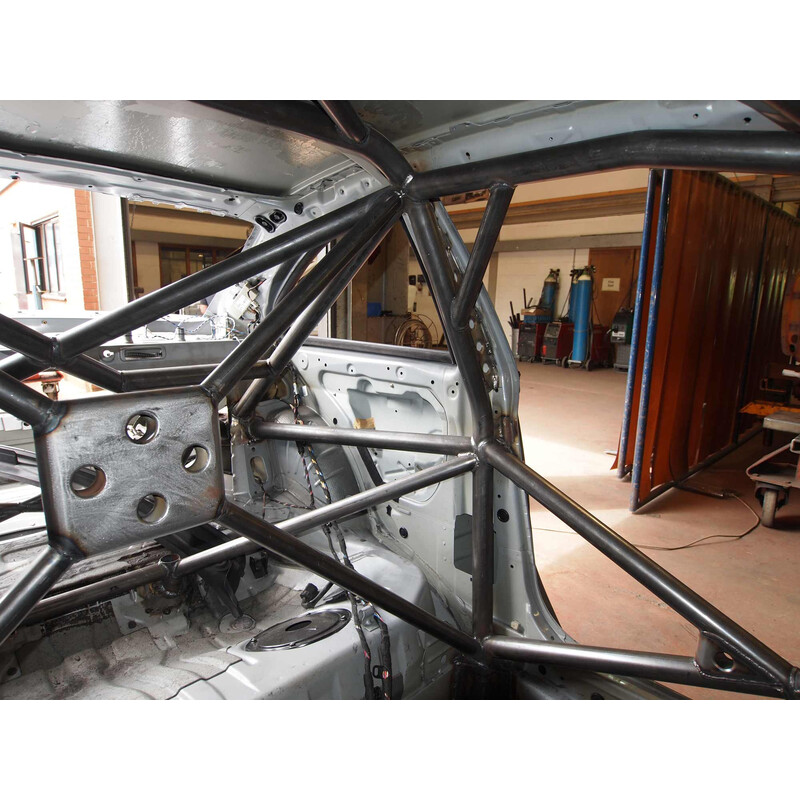Custom Cages Multipoint Weld-In Roll Cage for BMW E46 2 Door, inc. M3 - FIA