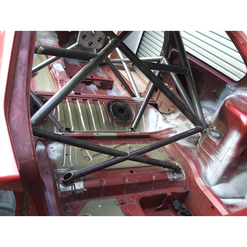 Custom Cages Multipoint Weld-In Roll Cage for BMW E46 Compact - FIA