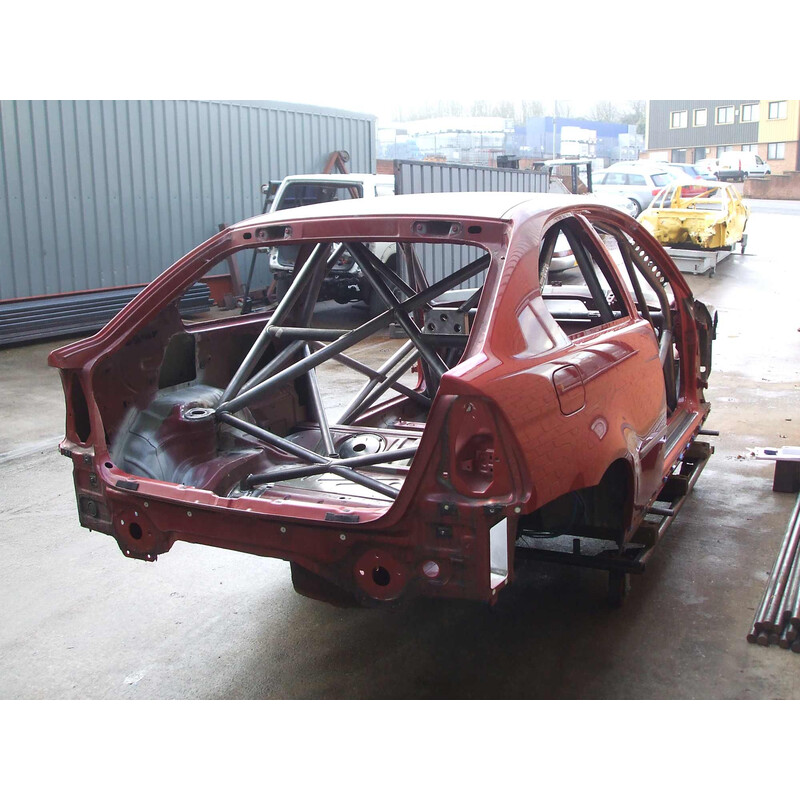 Custom Cages Multipoint Weld-In Roll Cage for BMW E46 Compact - FIA