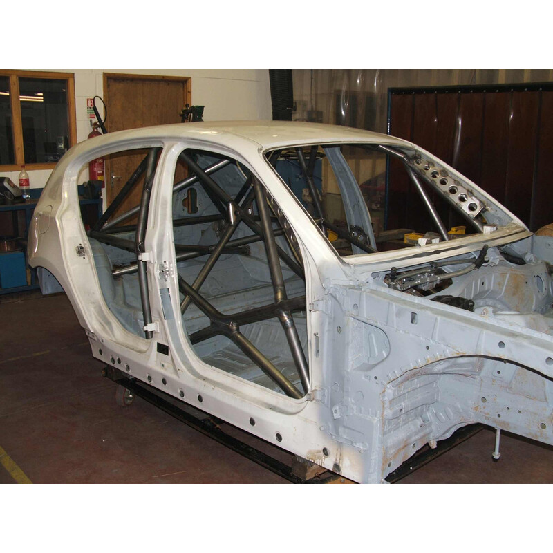 Custom Cages Multipoint Weld-In Roll Cage for BMW 1-Series E81 & E87 - FIA