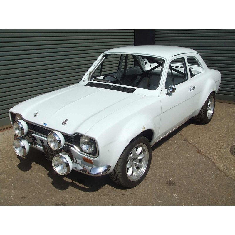 Custom Cages Multipoint Weld-In Roll Cage for Ford Escort MK1 - FIA