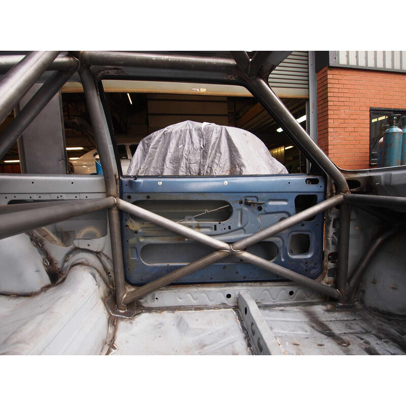 Custom Cages Multipoint Weld-In Roll Cage for Ford Fiesta MK2 - FIA