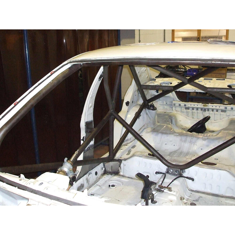 Custom Cages Multipoint Weld-In Roll Cage for Mitsubishi Lancer Evo 4 (IV) - FIA