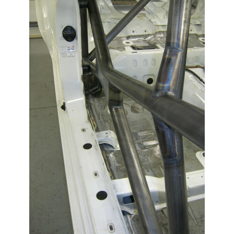 Custom Cages Multipoint Weld-In Roll Cage for Mitsubishi Lancer Evo 6 (VI) - FIA