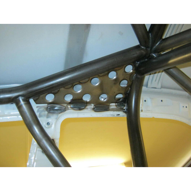 Custom Cages Multipoint Weld-In Roll Cage for Mitsubishi Lancer Evo 6 (VI) - FIA
