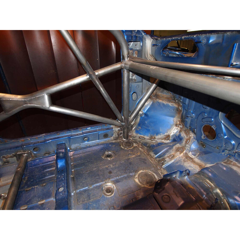 Custom Cages Multipoint Weld-In Roll Cage for Mitsubishi Lancer Evo 9 (IX) - FIA