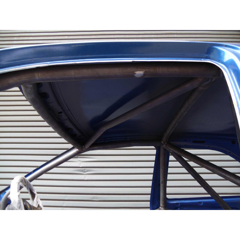 Custom Cages Multipoint Weld-In Roll Cage for Opel Corsa B - FIA