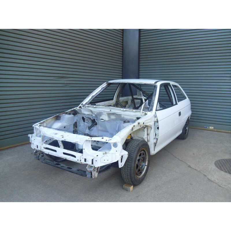 Custom Cages Multipoint Weld-In Roll Cage for Opel Kadett E - FIA