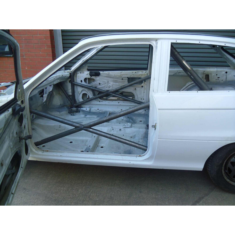Custom Cages Multipoint Weld-In Roll Cage for Opel Kadett E - FIA