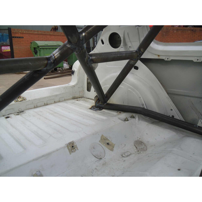 Custom\u0020Cages\u0020Multipoint\u0020Weld\u002DIn\u0020Roll\u0020Cage\u0020for\u0020Peugeot\u0020205\u0020\u002D\u0020FIA