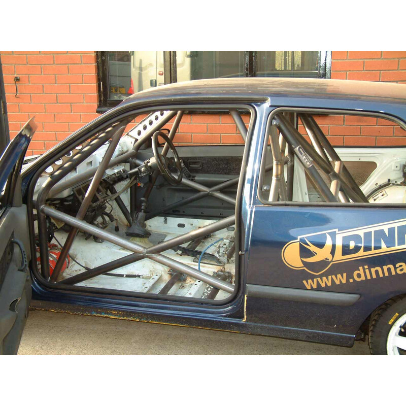 Custom Cages Multipoint Weld-In Roll Cage for Renault Clio 1 - FIA