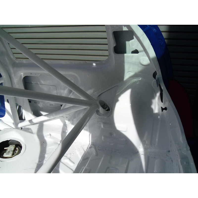 Custom Cages Multipoint Weld-In Roll Cage for Renault Clio 2 - FIA