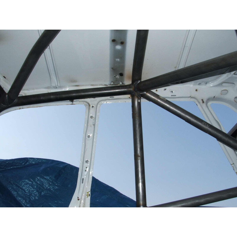 Custom Cages Multipoint Weld-In Roll Cage for Subaru Legacy BC (89-93) - FIA