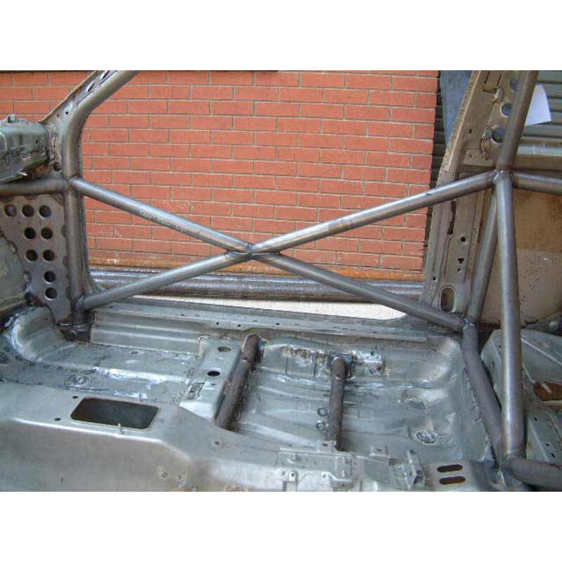 Custom\u0020Cages\u0020Multipoint\u0020Weld\u002DIn\u0020Roll\u0020Cage\u0020for\u0020Volkswagen\u0020Golf\u00204\u0020\u002D\u0020FIA