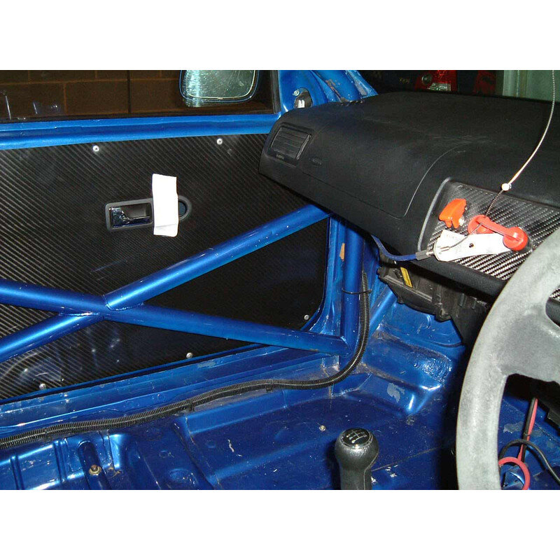 Custom Cages Multipoint Weld-In Roll Cage for Volkswagen Golf 4 R32 - FIA