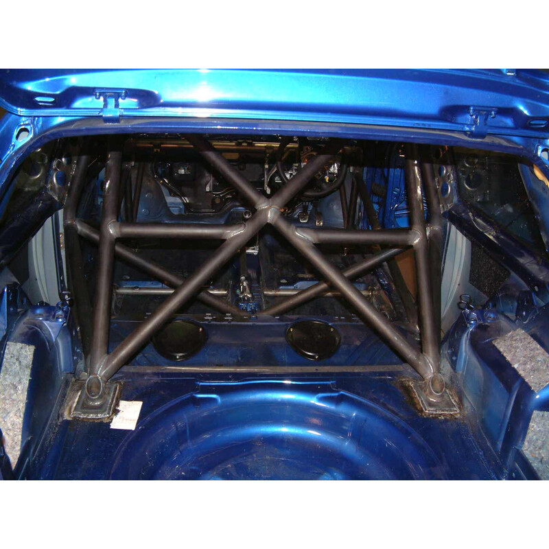 Custom Cages Multipoint Weld-In Roll Cage for Volkswagen Golf 4 R32 - FIA