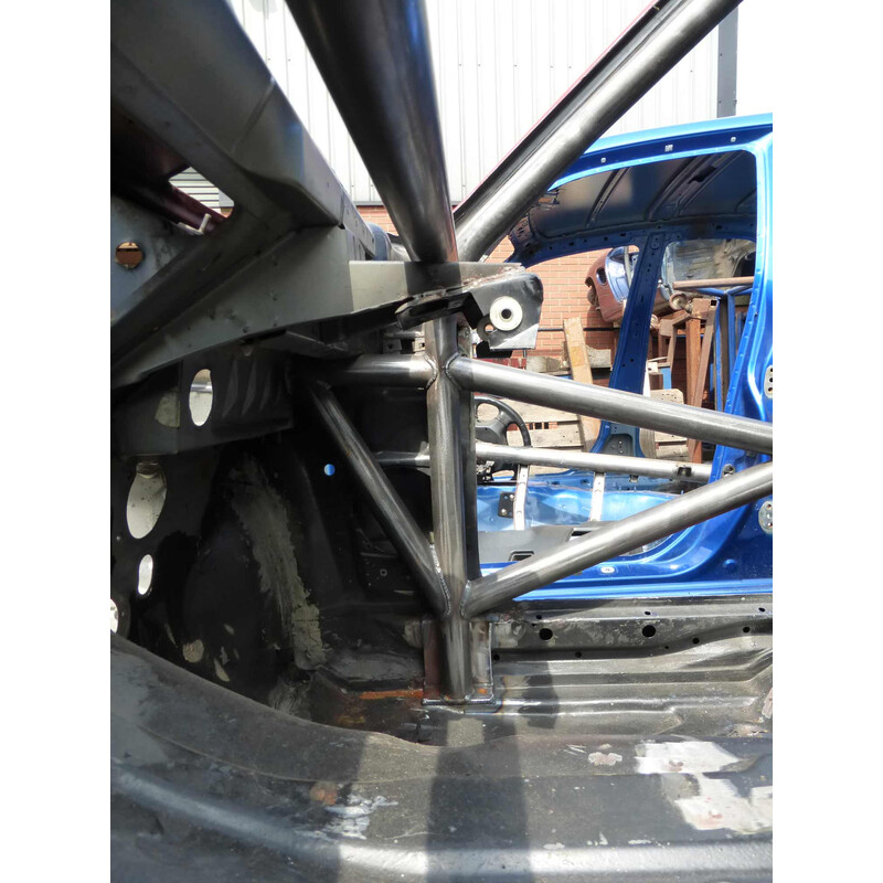 Custom Cages Multipoint Weld-In Roll Cage for BMW E30, inc. M3 - FIA