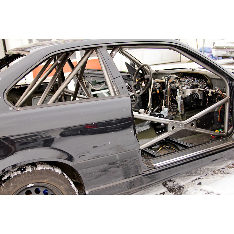 Cybul Multipoint Weld-In Roll Cage V6 Nascar for BMW E36 Compact