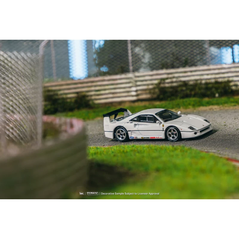 Tarmac Works 1/64 - Ferrari F40 Lightweight | White
