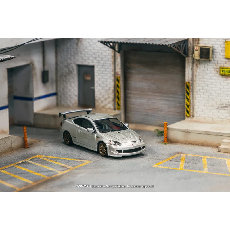 Tarmac Works 1/64 - Honda Integra Type R DC5 MUGEN