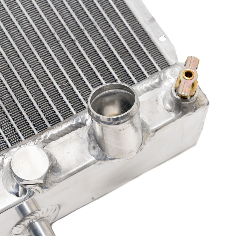Cooling Solutions Aluminium Radiator for Toyota Celica AT200