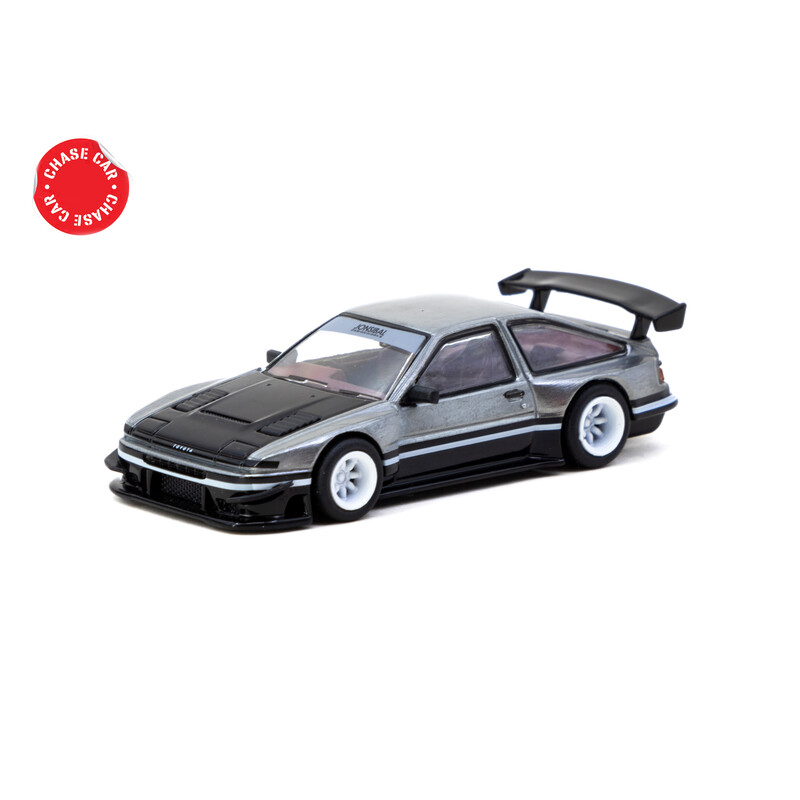 Tarmac Works 1/64 - Toyota Sprinter Trueno AE86 Widebody | White / Black + Trading Cards