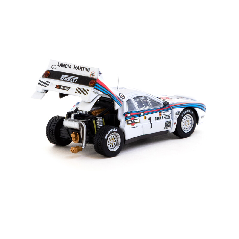 Tarmac Works 1/64 - Lancia 037 Rally - Monte Carlo 1983 Winner - W. Rohrl / C. Geistdorfer